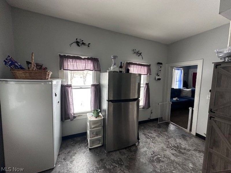 3803 Cress Road, Cleveland, OH 44111 Photo 12