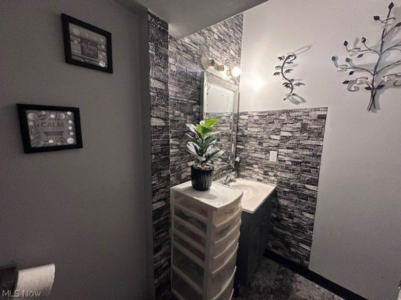 3803 Cress Road, Cleveland, OH 44111 Photo 15
