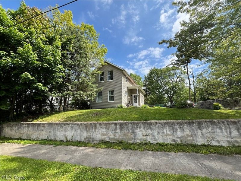 3803 Cress Road, Cleveland, OH 44111 Photo 2