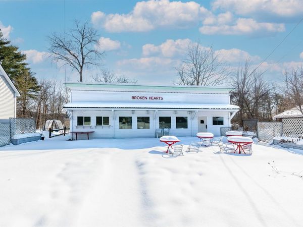 192 US RTE 5N, Fairlee, VT 05045