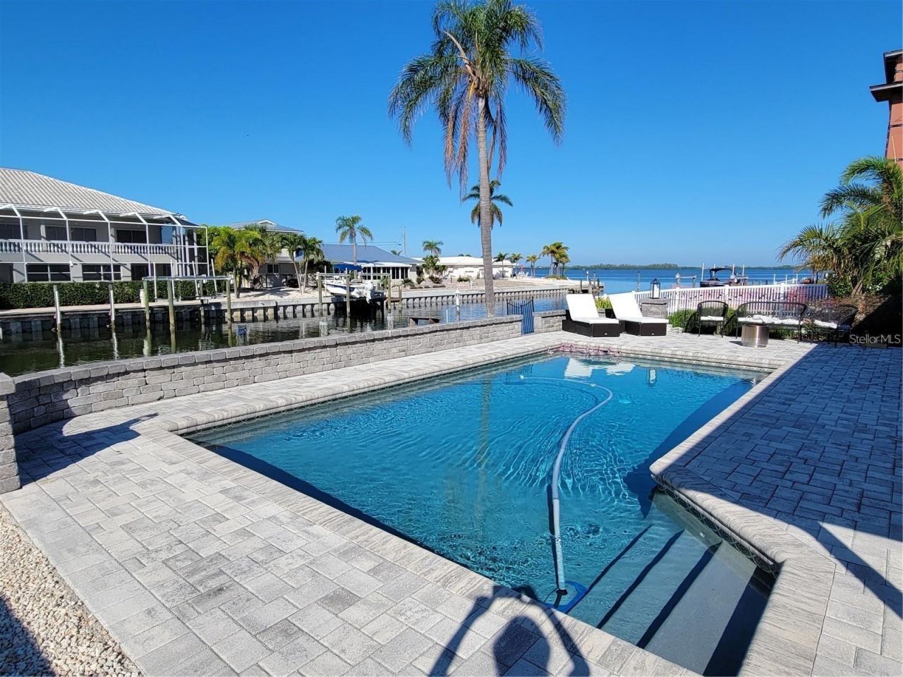 3616 Royal Palm Drive, Bradenton, FL 34210 Photo