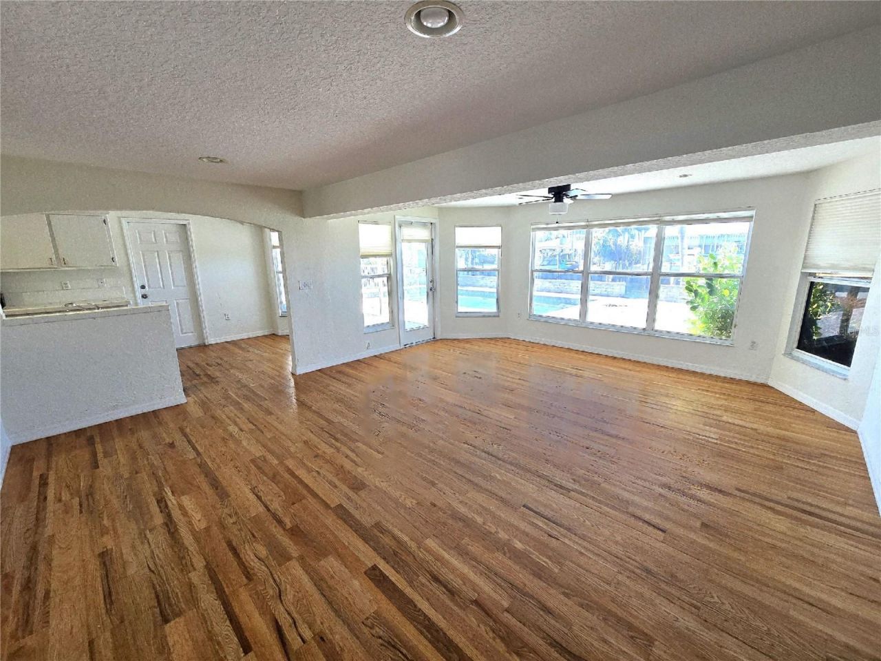 3616 Royal Palm Drive, Bradenton, FL 34210 Photo