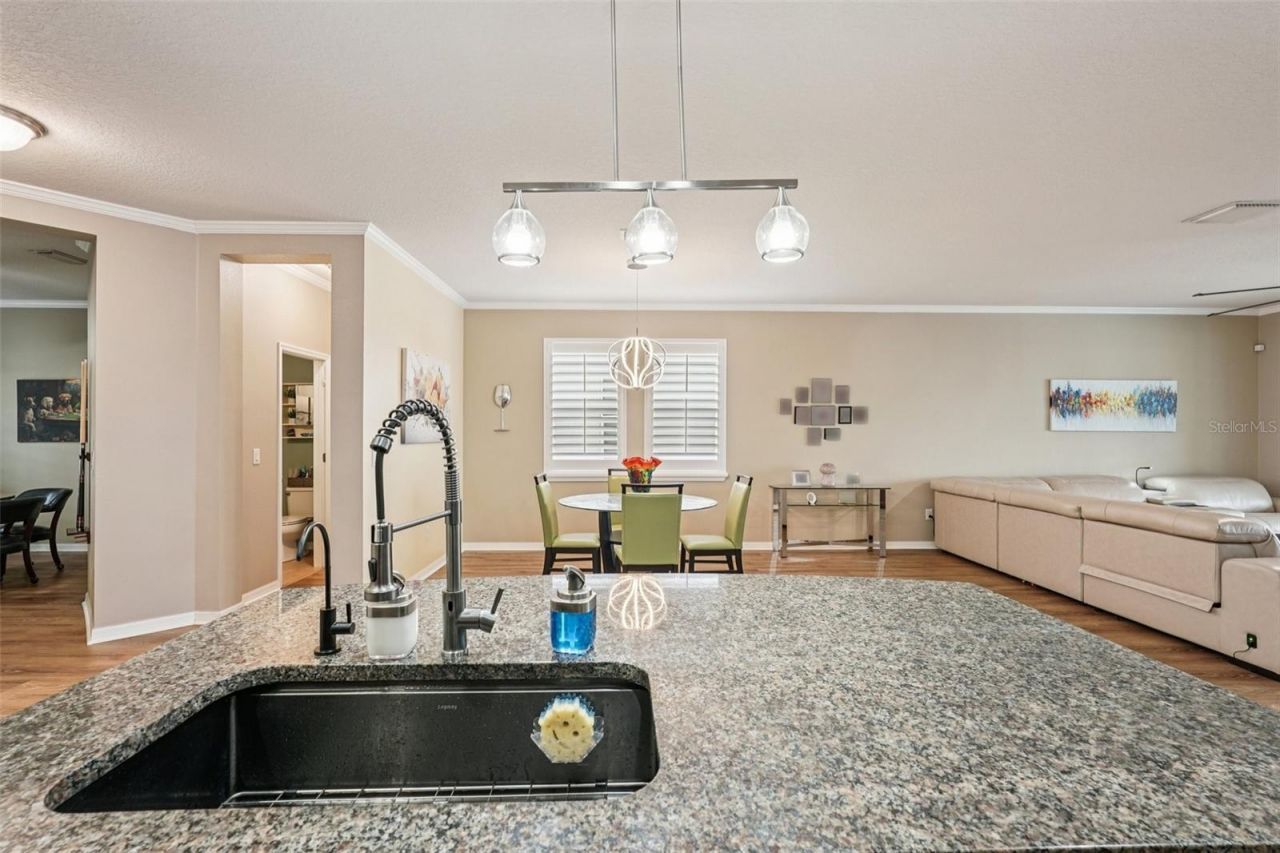 1303 Parker Den Drive, Ruskin, FL 33570 Photo