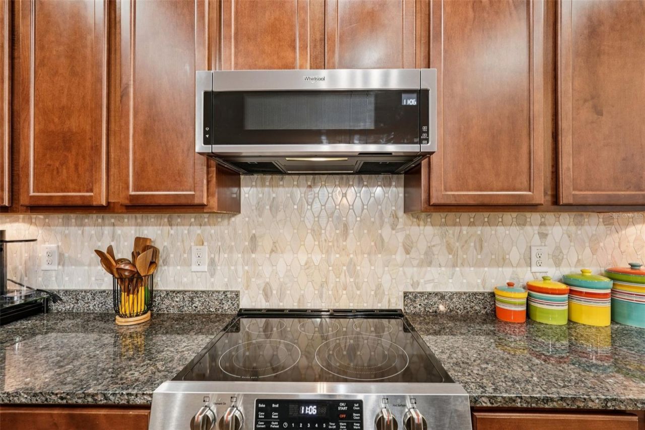 1303 Parker Den Drive, Ruskin, FL 33570 Photo