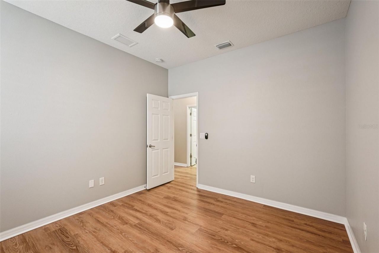 1303 Parker Den Drive, Ruskin, FL 33570 Photo
