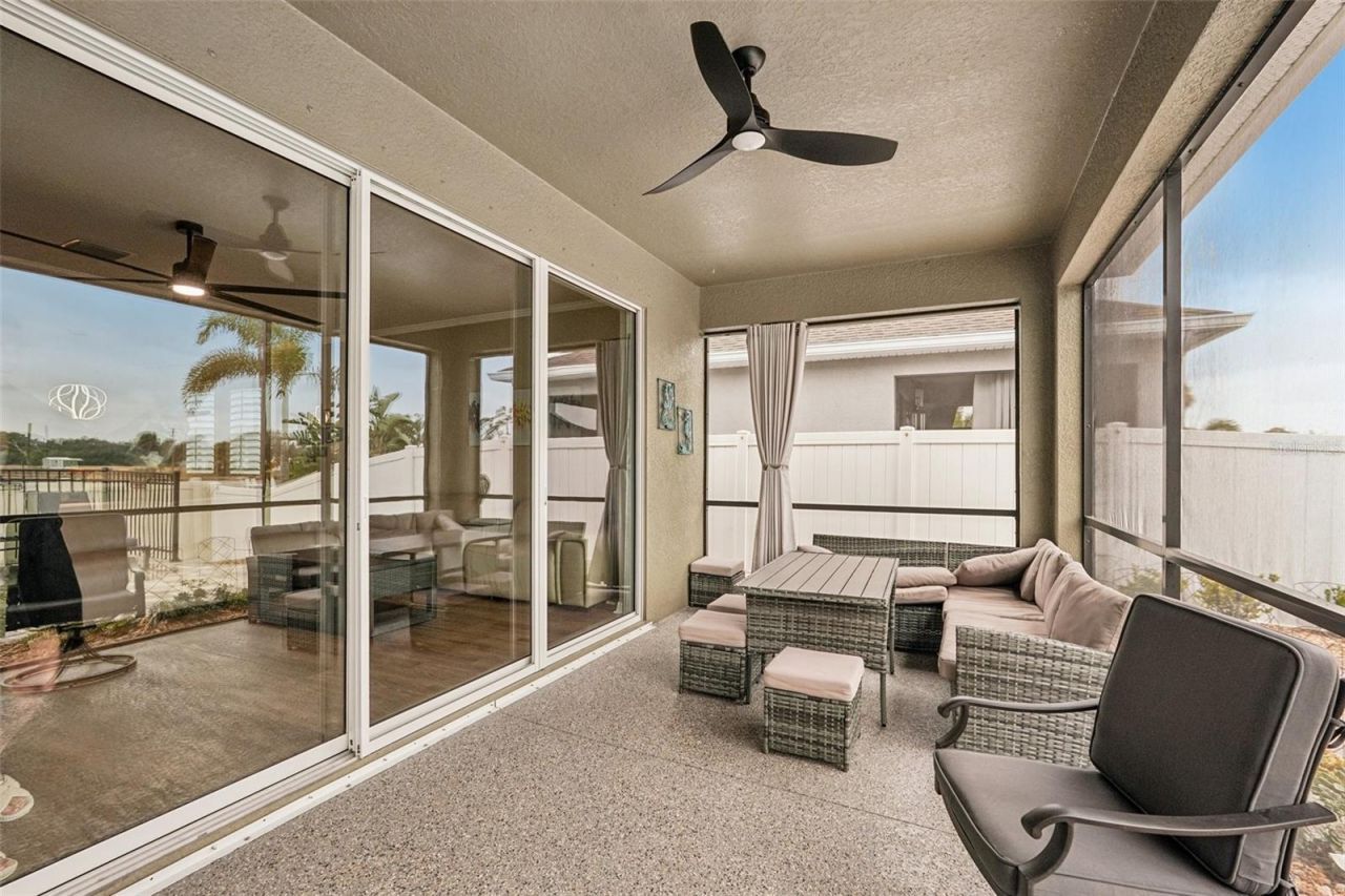 1303 Parker Den Drive, Ruskin, FL 33570 Photo