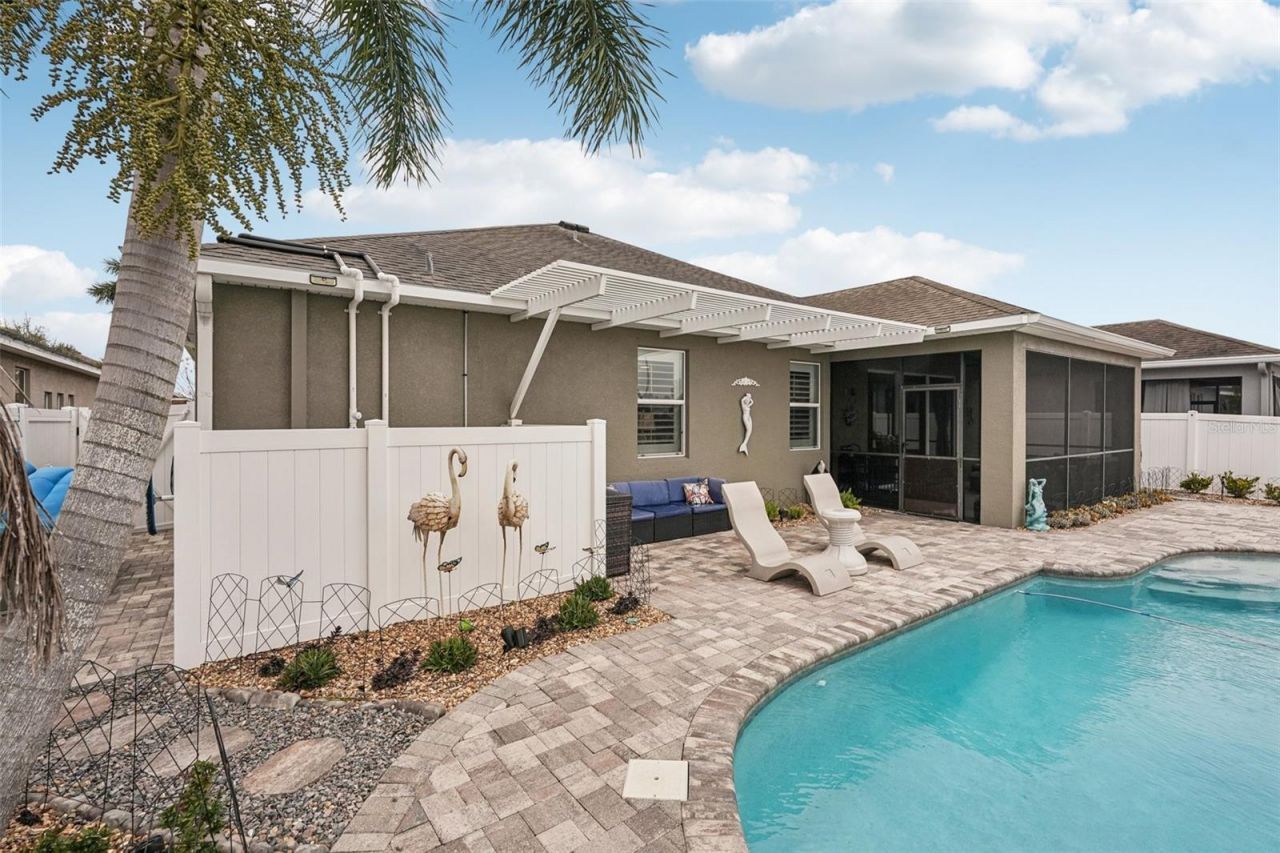 1303 Parker Den Drive, Ruskin, FL 33570 Photo