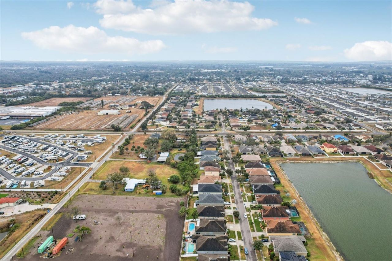 1303 Parker Den Drive, Ruskin, FL 33570 Photo