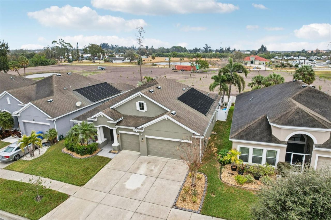 1303 Parker Den Drive, Ruskin, FL 33570 Photo