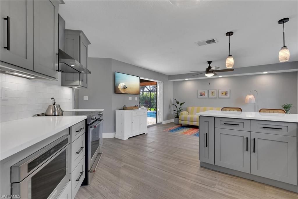 2328 Clipper Way, Naples, FL 34104 Photo