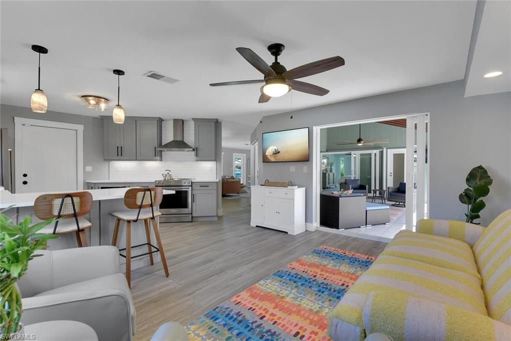 2328 Clipper Way, Naples, FL 34104 Photo