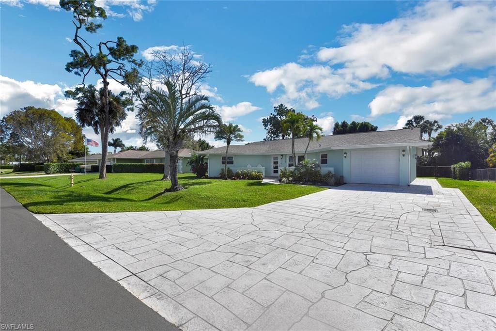 2328 Clipper Way, Naples, FL 34104 Photo