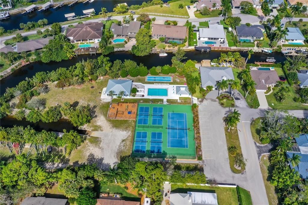 2328 Clipper Way, Naples, FL 34104 Photo