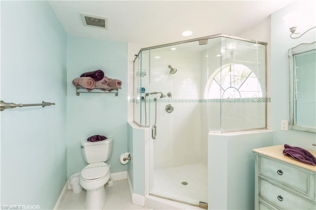 2611 Citrus Lake Dr, Unit C-203, Naples, FL 34109 Photo