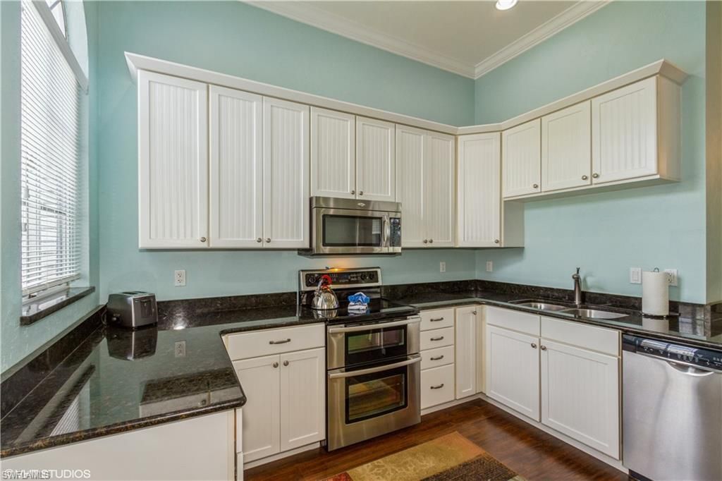 2611 Citrus Lake Dr, Unit C-203, Naples, FL 34109 Photo