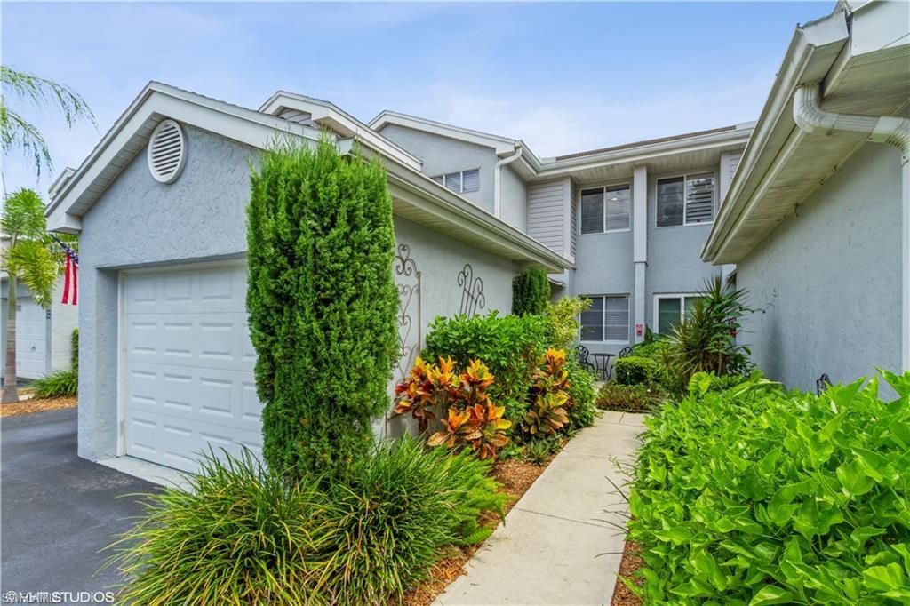 2611 Citrus Lake Dr, Unit C-203, Naples, FL 34109 Photo