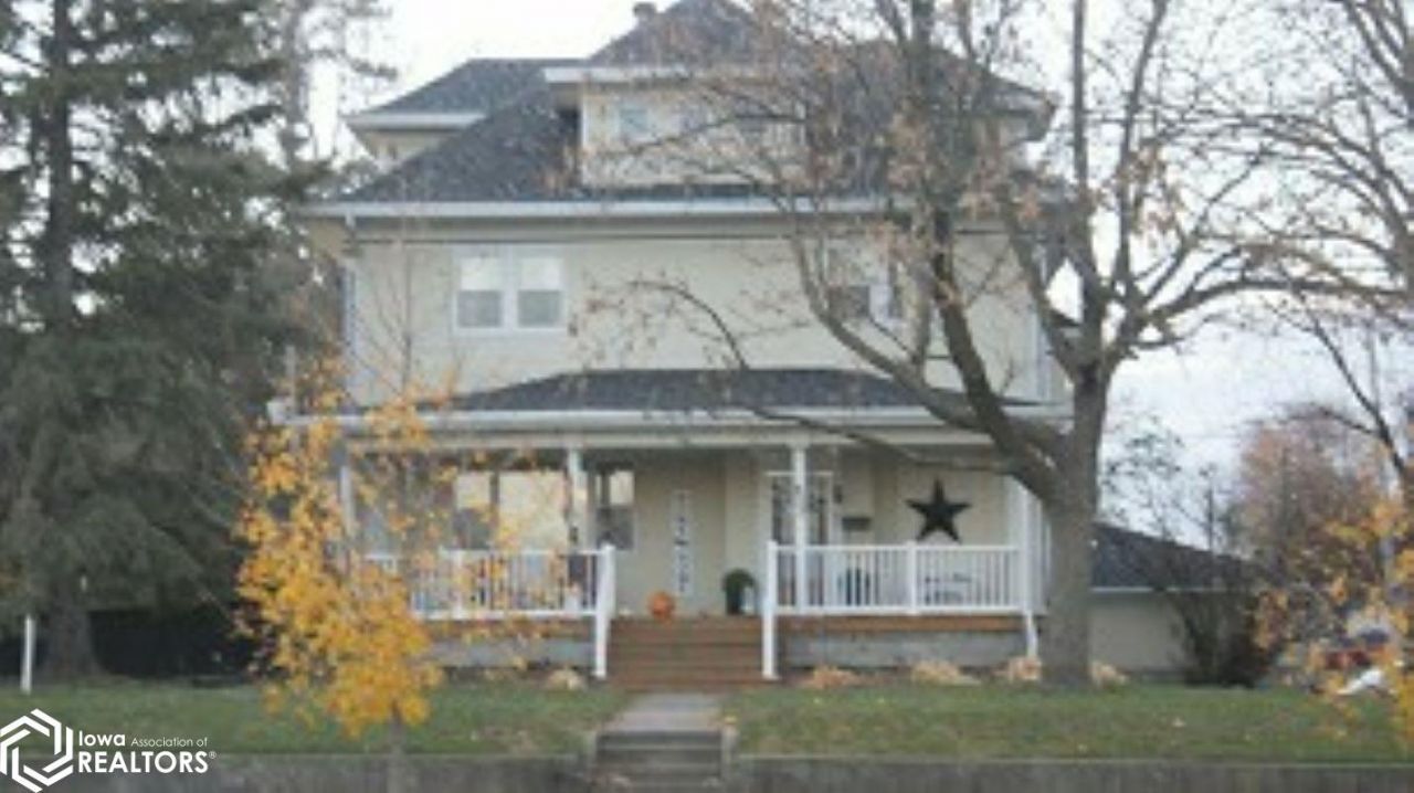 827 N Main Street, Carroll, IA 51401 Main Photo