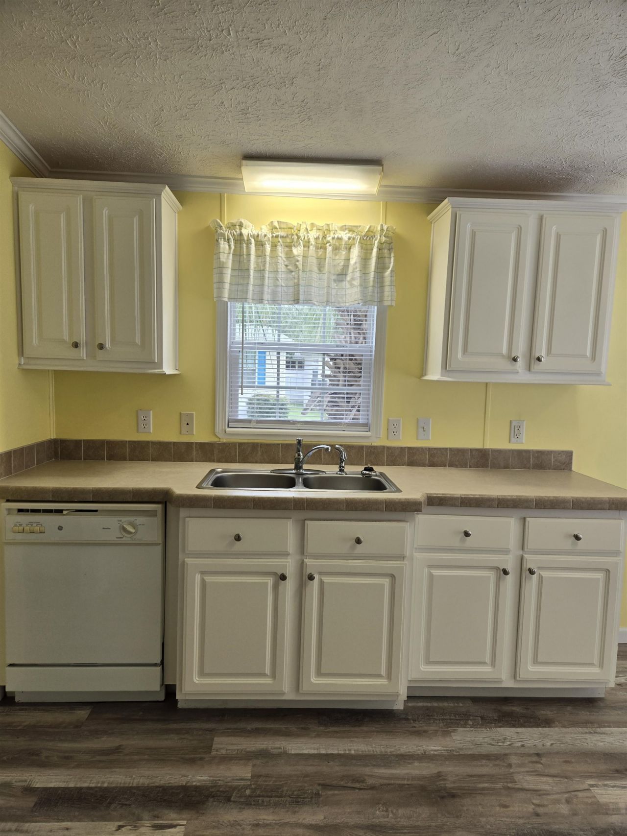 344 Clam Shell Circle Photo 15