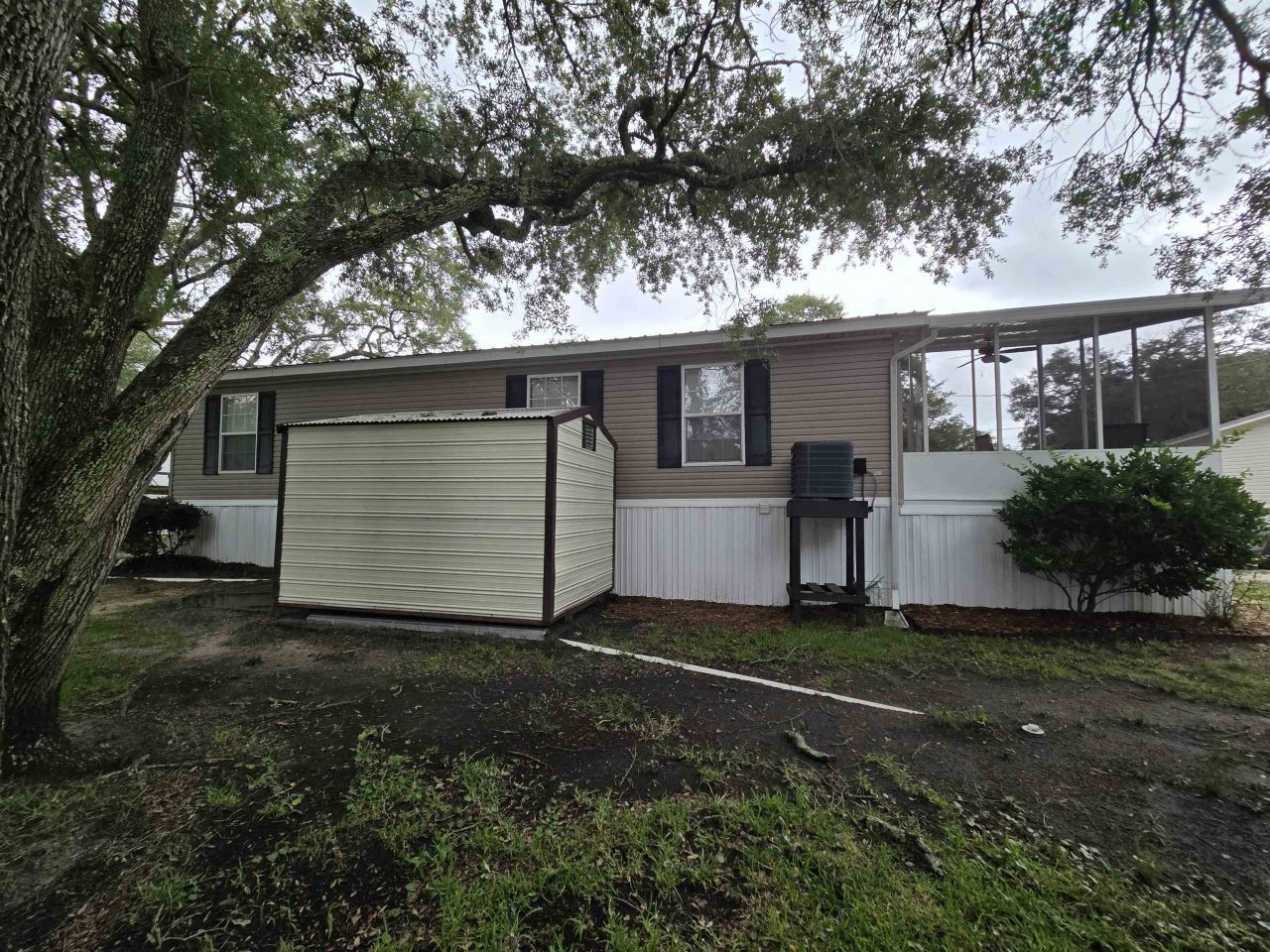 344 Clam Shell Circle Photo 8