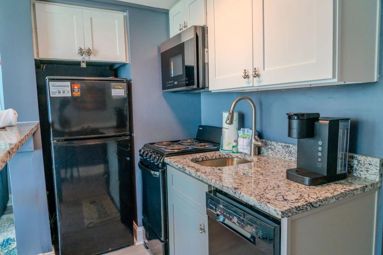 2310 N Ocean Blvd. Photo 14