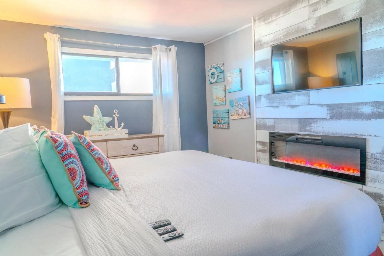 2310 N Ocean Blvd. Photo 22