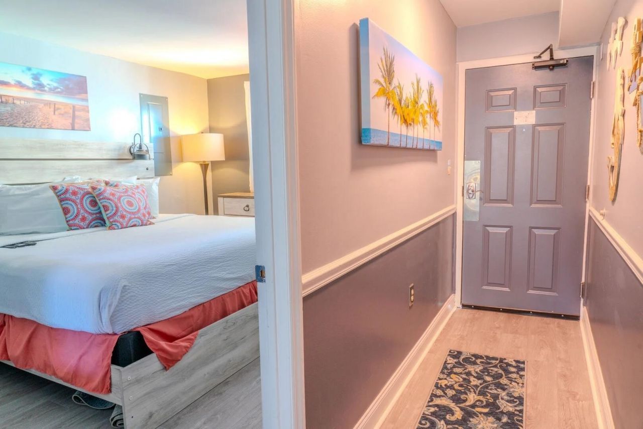 2310 N Ocean Blvd. Photo 23