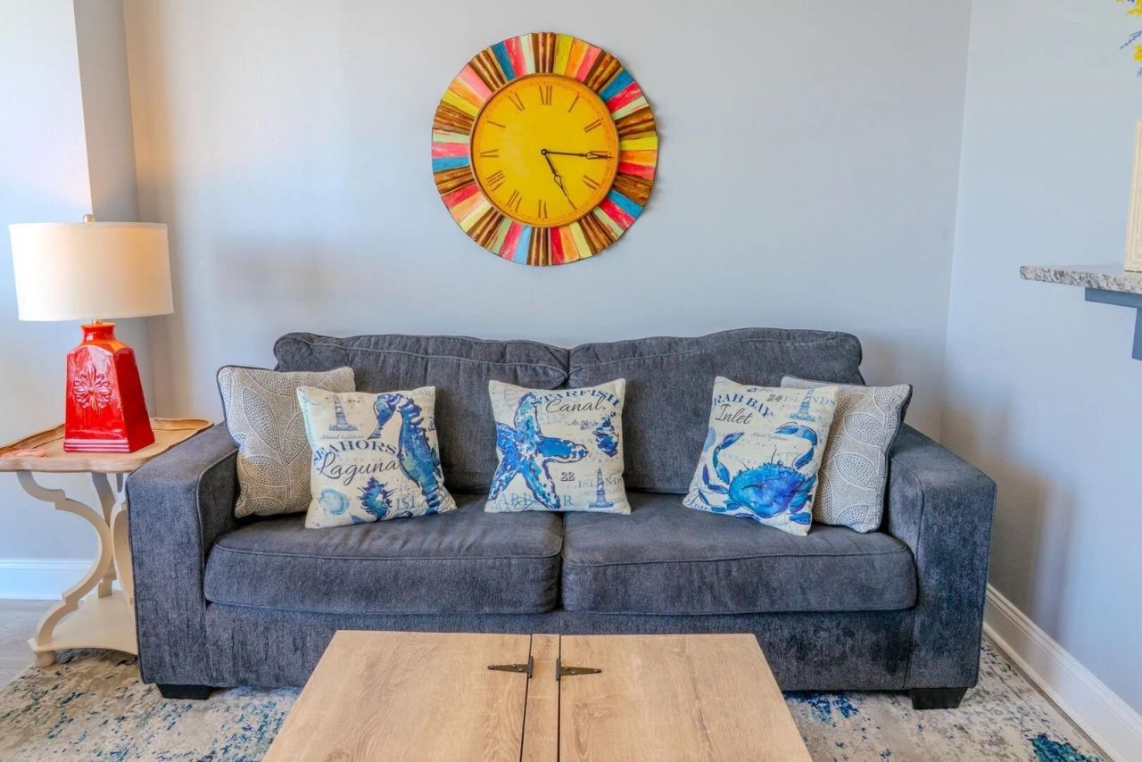 2310 N Ocean Blvd. Photo 9