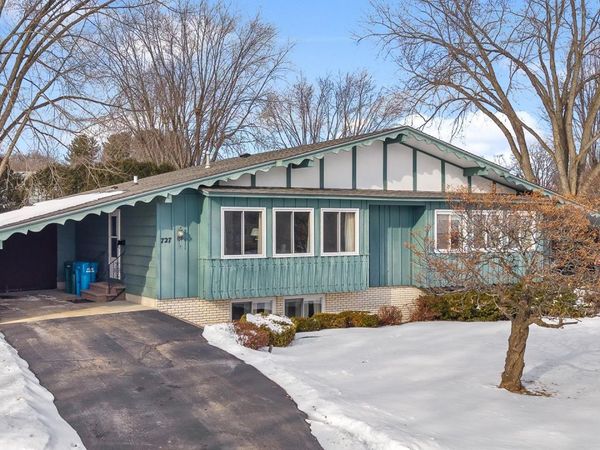 727 11th Street, Baraboo, WI 53913