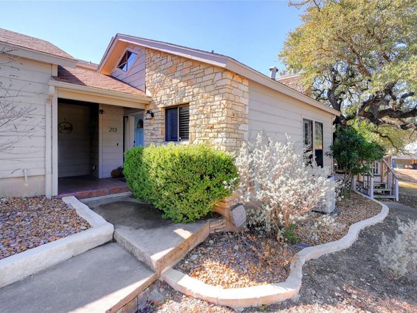 213 Overlook CT, Wimberley, TX 78676