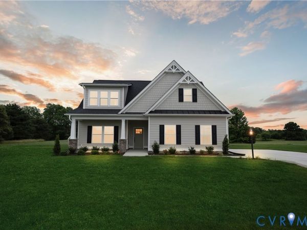 114 Logan Way , Tappahannock, VA 22560