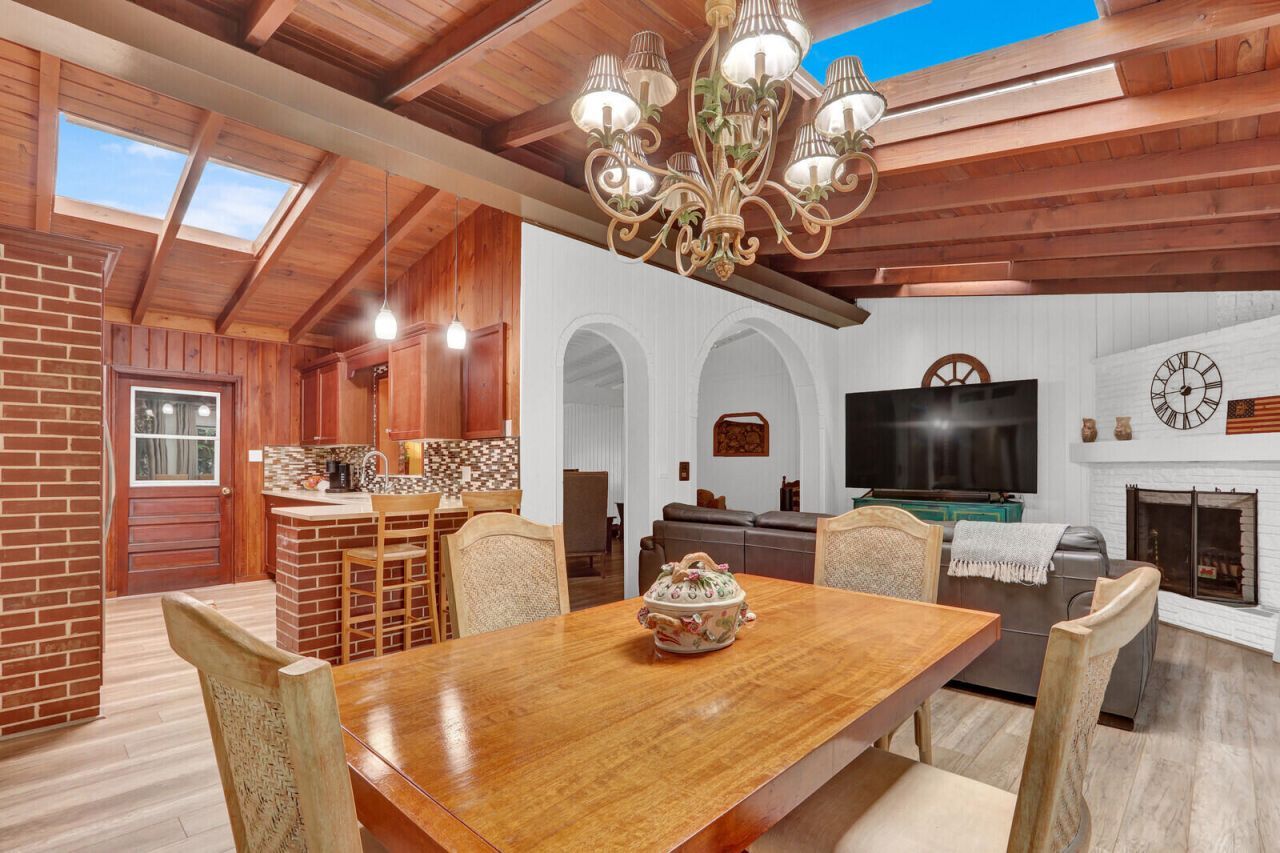 1831 Wheeler Road, North Palm Beach, FL 33408 Photo