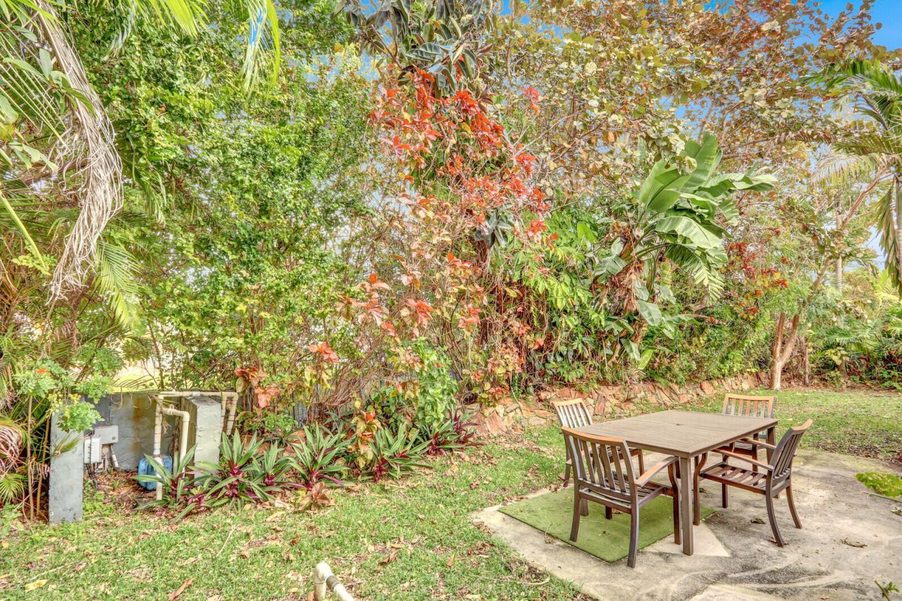 1831 Wheeler Road, North Palm Beach, FL 33408 Photo