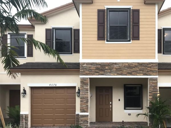 4678 Santa Cruz Way, Davie, FL 33314