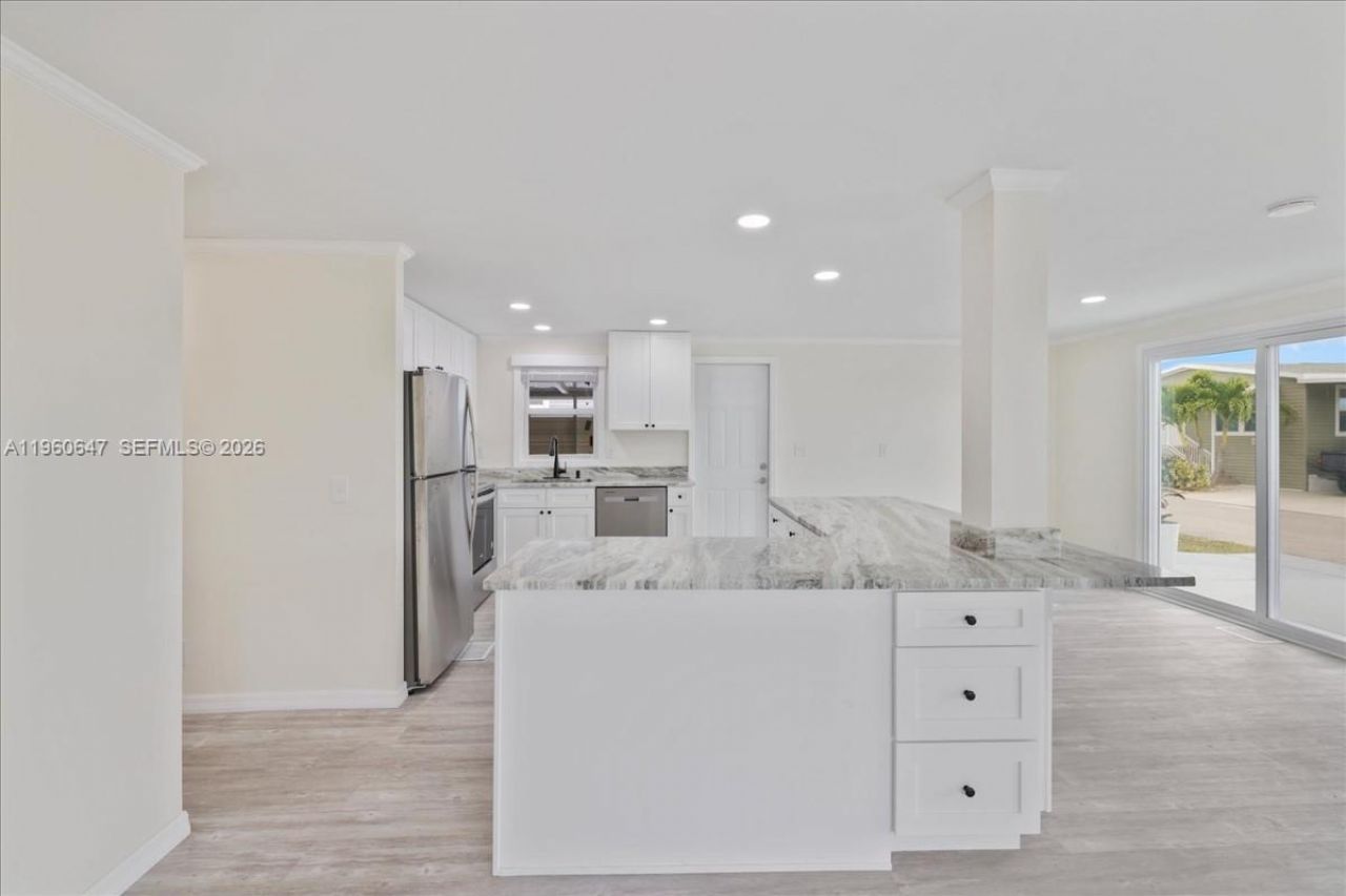 62 Kiowa, Fort Myers Beach, FL 33931 Photo