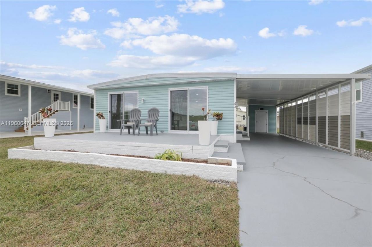 62 Kiowa, Fort Myers Beach, FL 33931 Photo