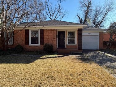 2818 Tolosa Drive, Dallas, TX 75228