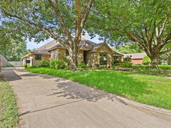 1514 Pickwick Lane, Denton, TX 76209