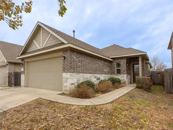 615 Stampede RD, San Marcos, TX 78666