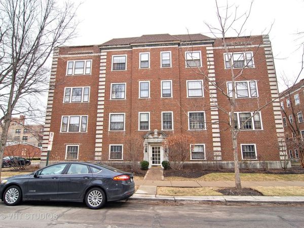 200 S Maple Avenue, Unit G, Oak Park, IL 60302