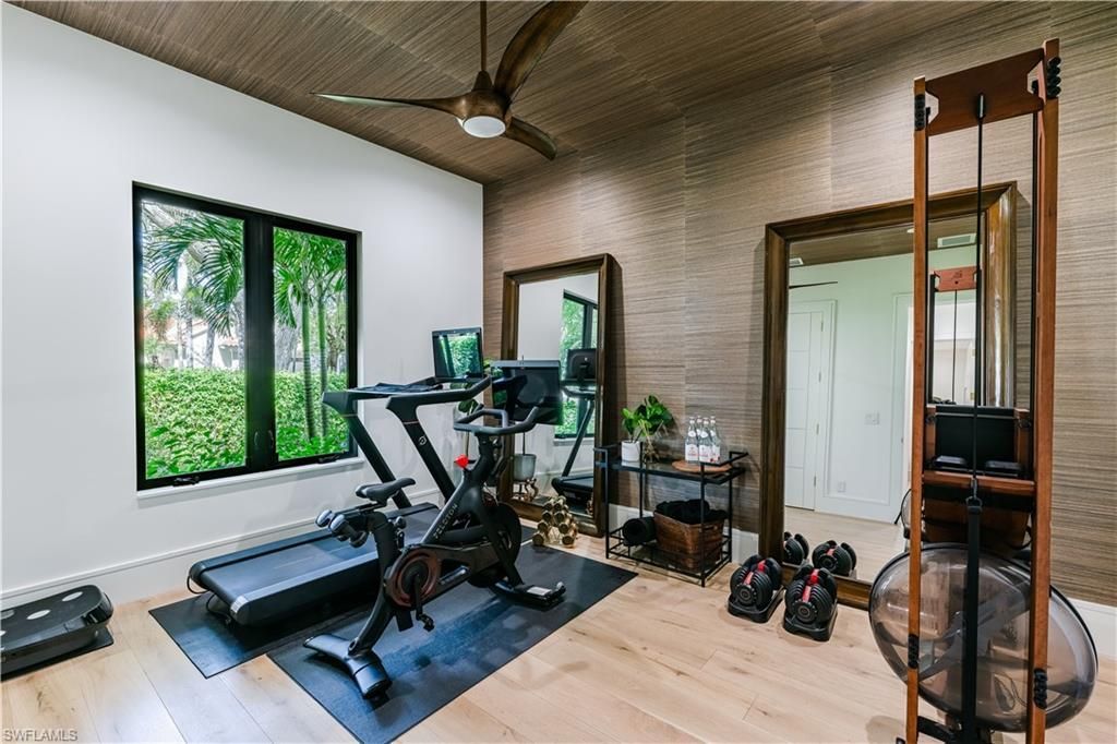 681 Katemore Ln, Naples, FL 34108 Photo
