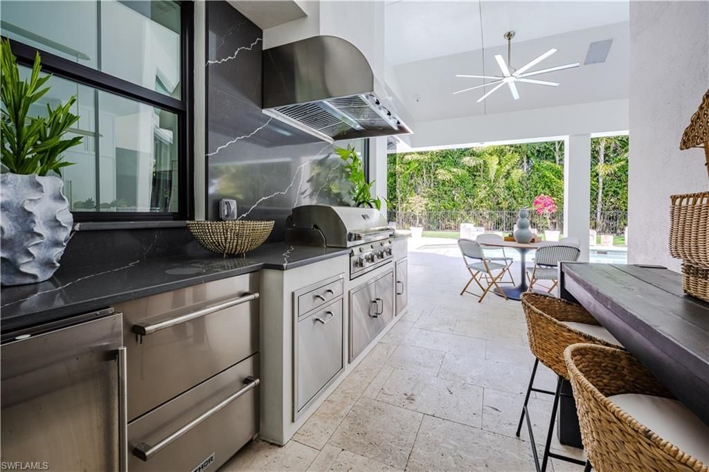 681 Katemore Ln, Naples, FL 34108 Photo