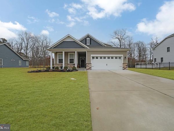 156 LAQUINTA DRIVE, EGG HARBOR TOWNSHIP, NJ 08234