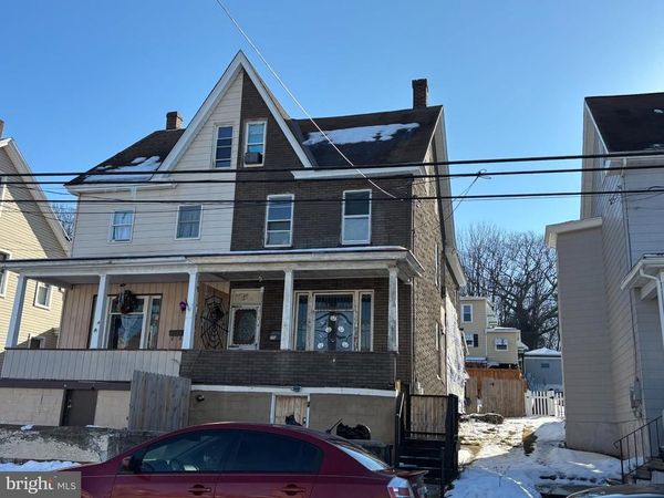124 E HIGH STREET, COALDALE, PA 18218