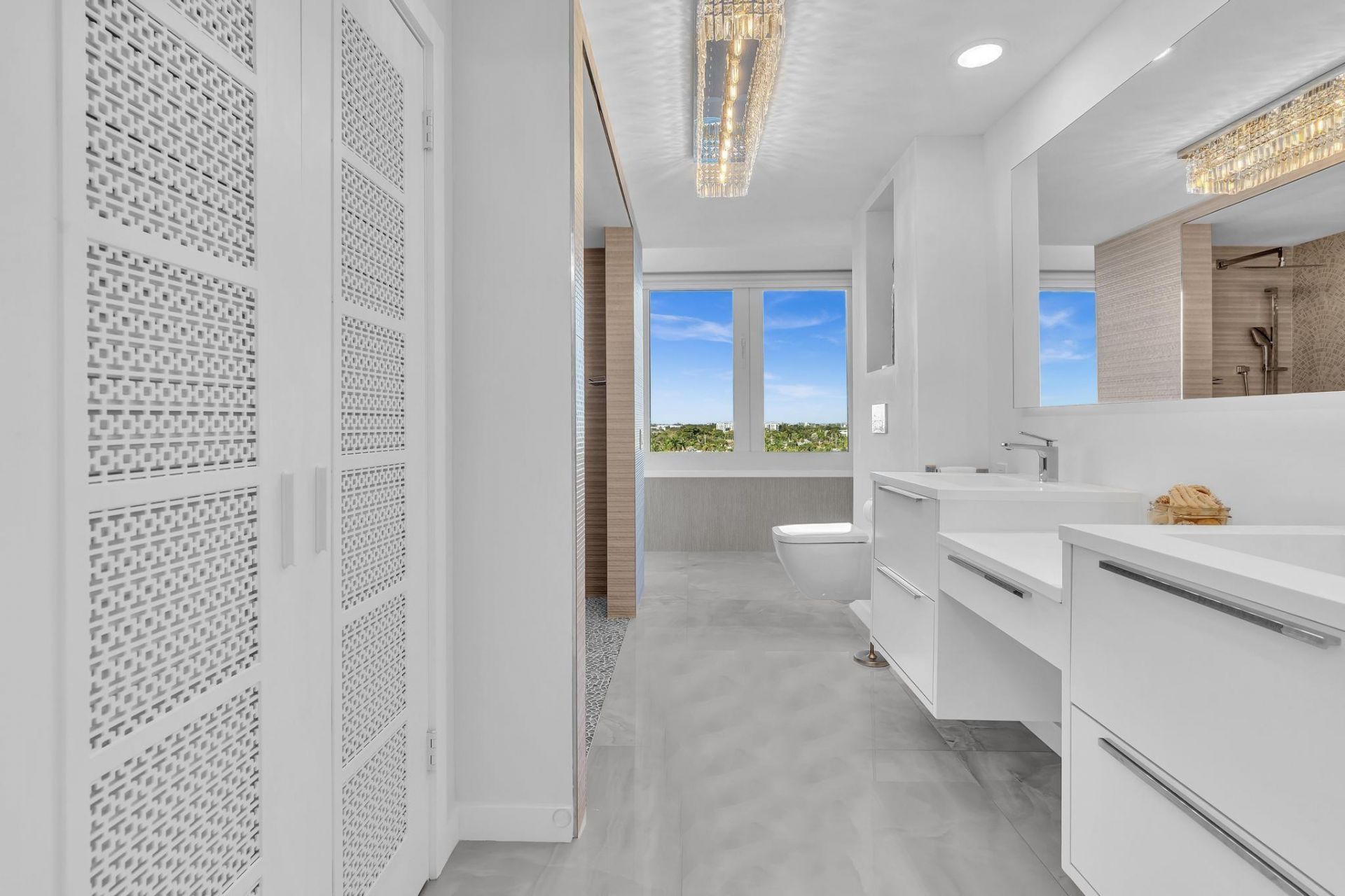 201 N Riverside Drive, Unit 802, Pompano Beach, FL 33062 Photo