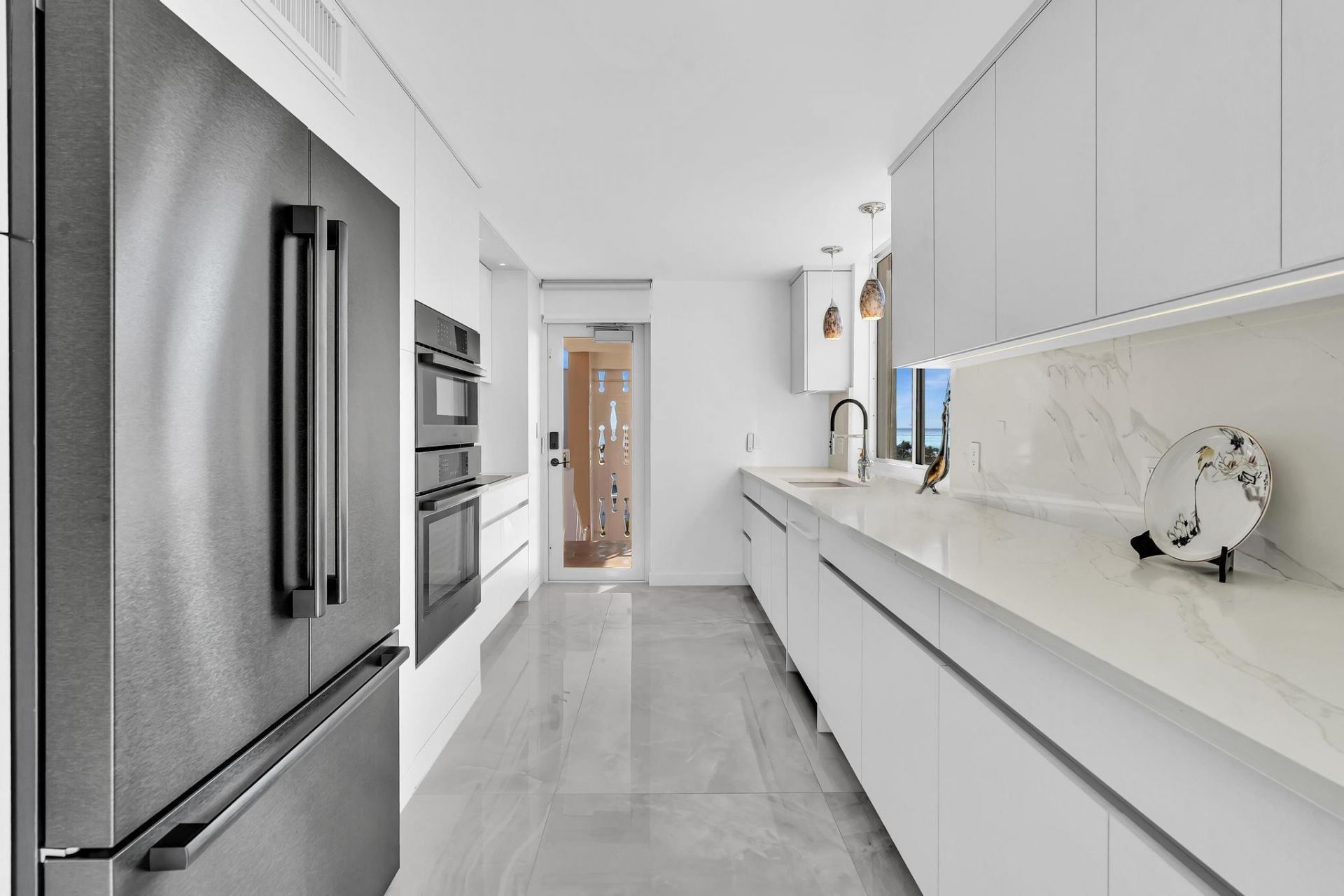 201 N Riverside Drive, Unit 802, Pompano Beach, FL 33062 Photo