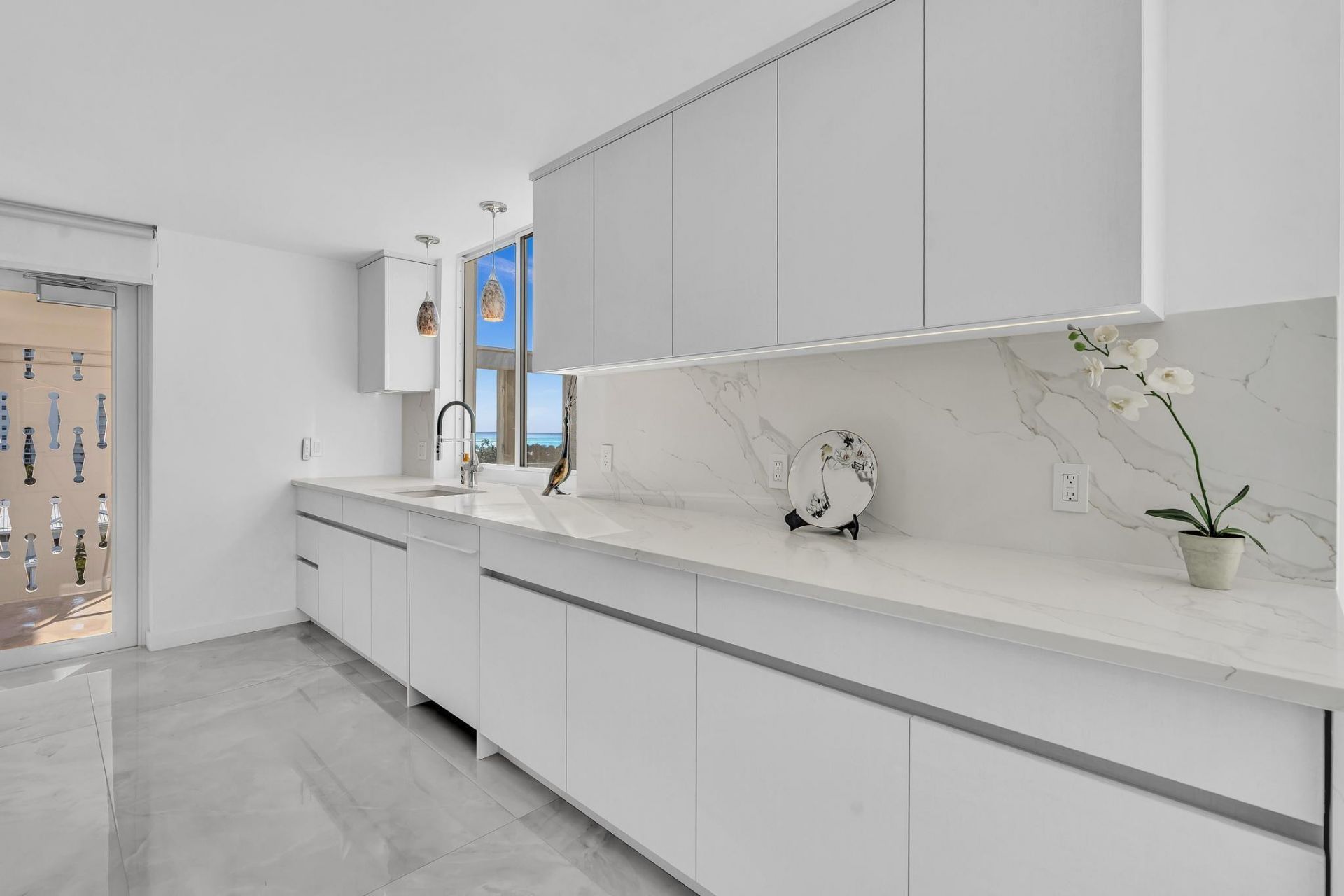 201 N Riverside Drive, Unit 802, Pompano Beach, FL 33062 Photo