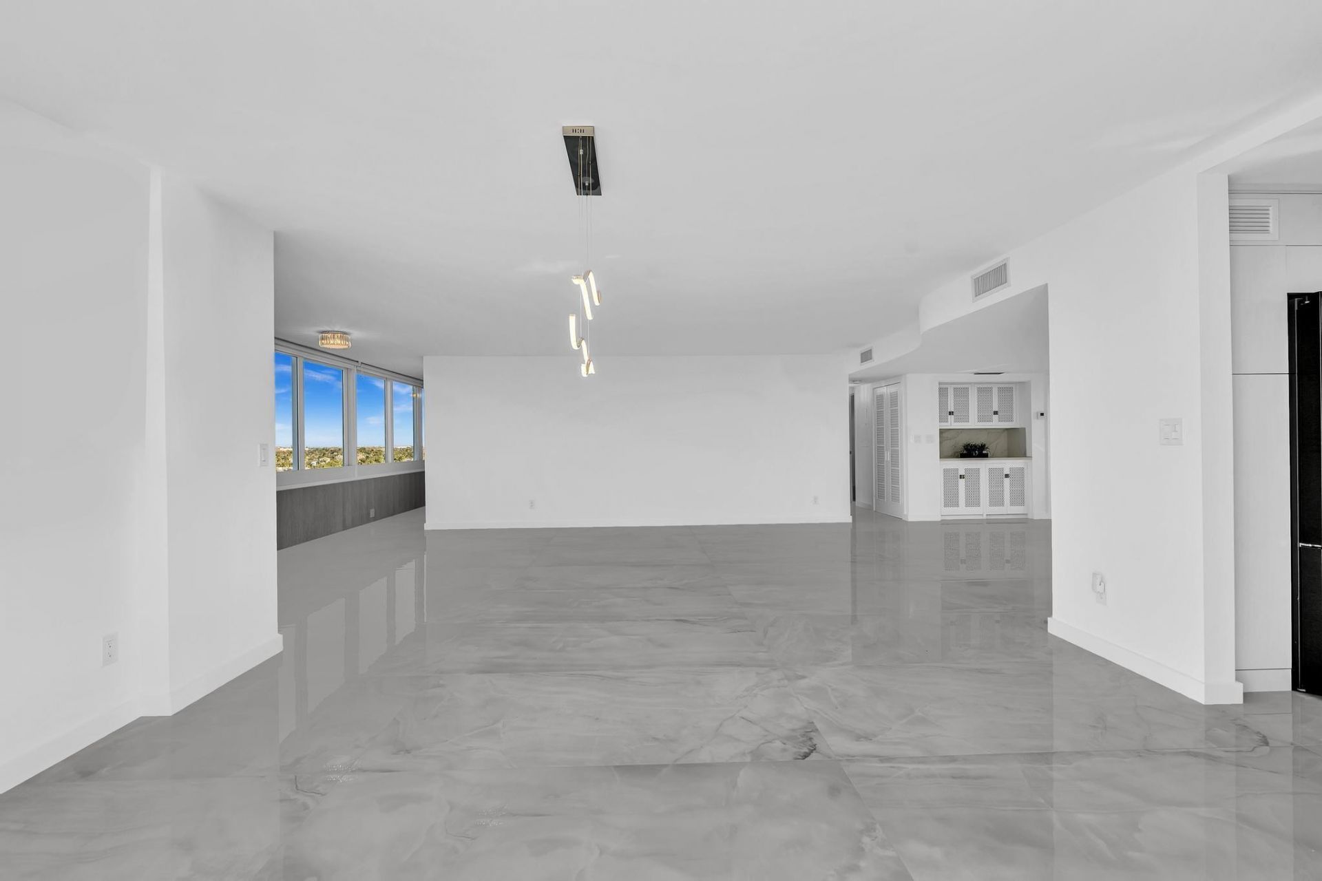 201 N Riverside Drive, Unit 802, Pompano Beach, FL 33062 Photo