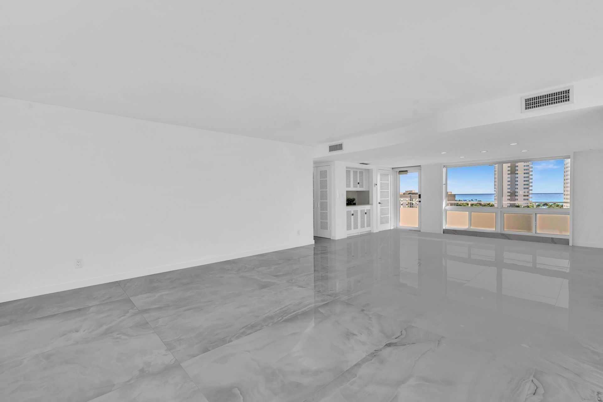 201 N Riverside Drive, Unit 802, Pompano Beach, FL 33062 Photo