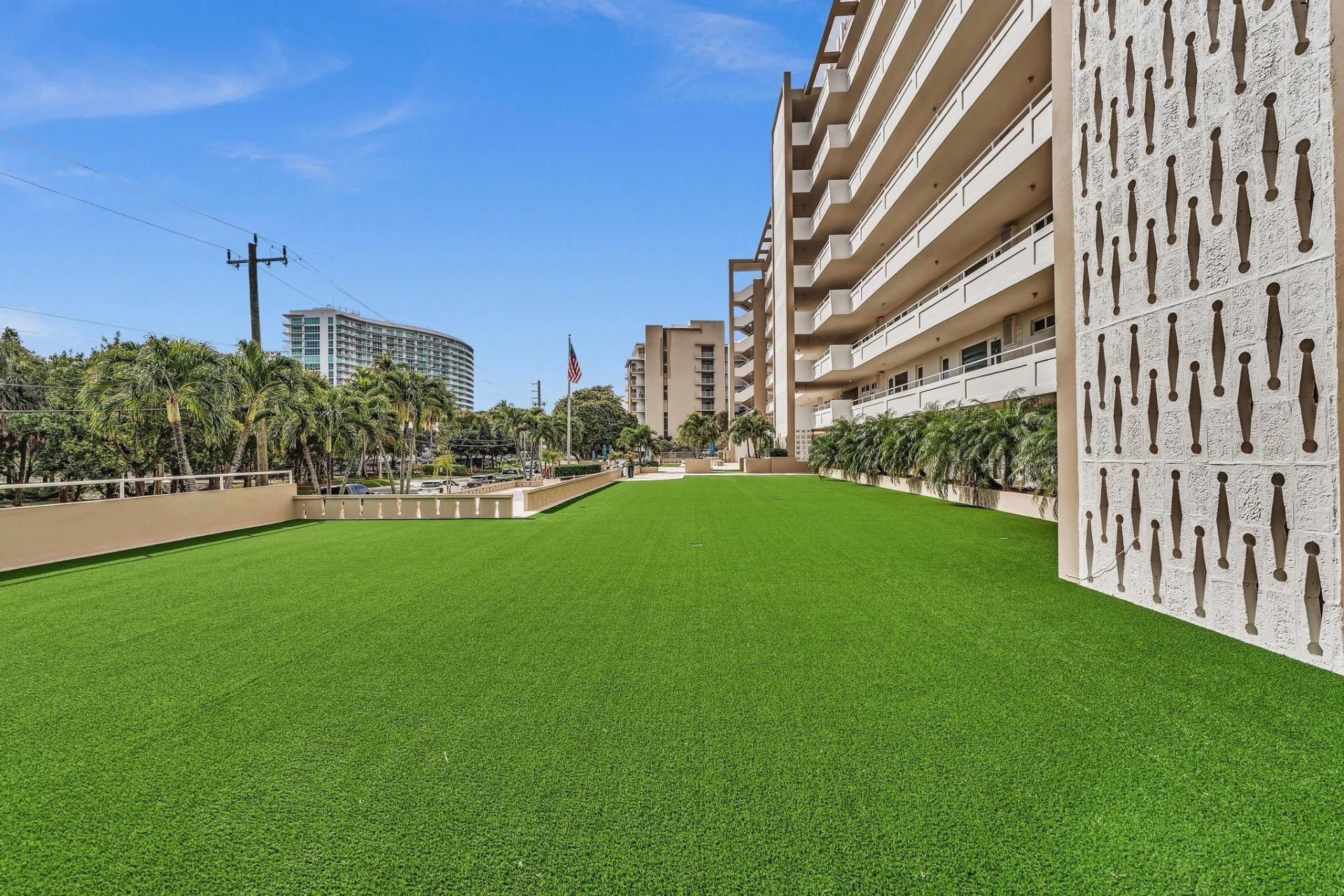 201 N Riverside Drive, Unit 802, Pompano Beach, FL 33062 Photo