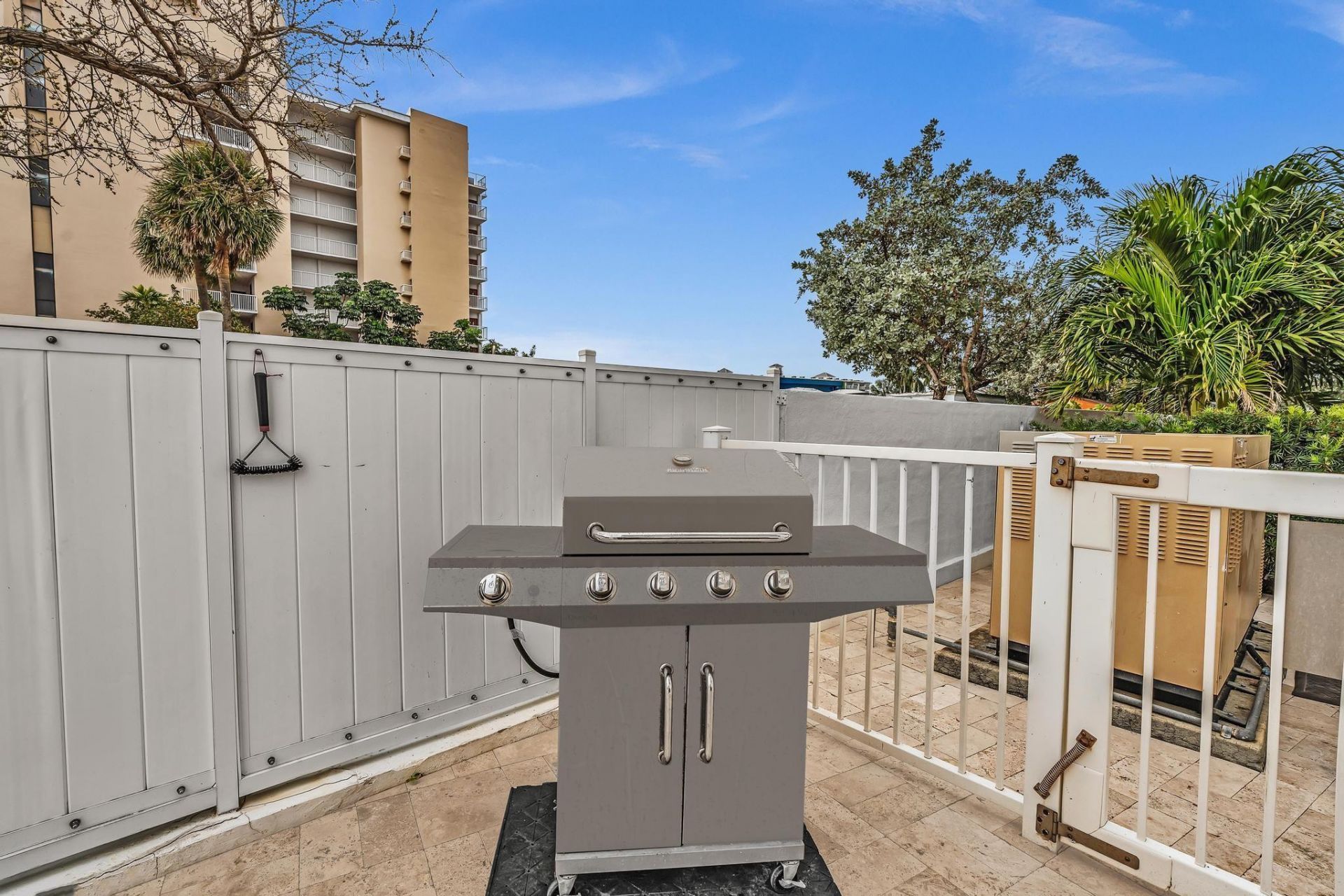 201 N Riverside Drive, Unit 802, Pompano Beach, FL 33062 Photo